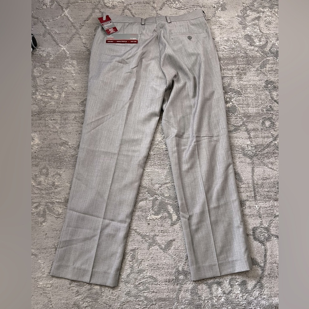 Louis Raphael Men flat front pants - Picture 4 of 4